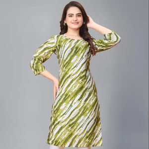 Lo último en crepé verde Kurti, nueva ropa informal étnica estampada de manga corta a la moda para fiestas, festivales, estilo Georgette - Product Image 1