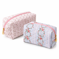 Sac cosmétique souple de grande capacité Petite trousse de maquillage matelassée à motifs floraux Petite trousse de toilette professionnelle avec logo personnalisé