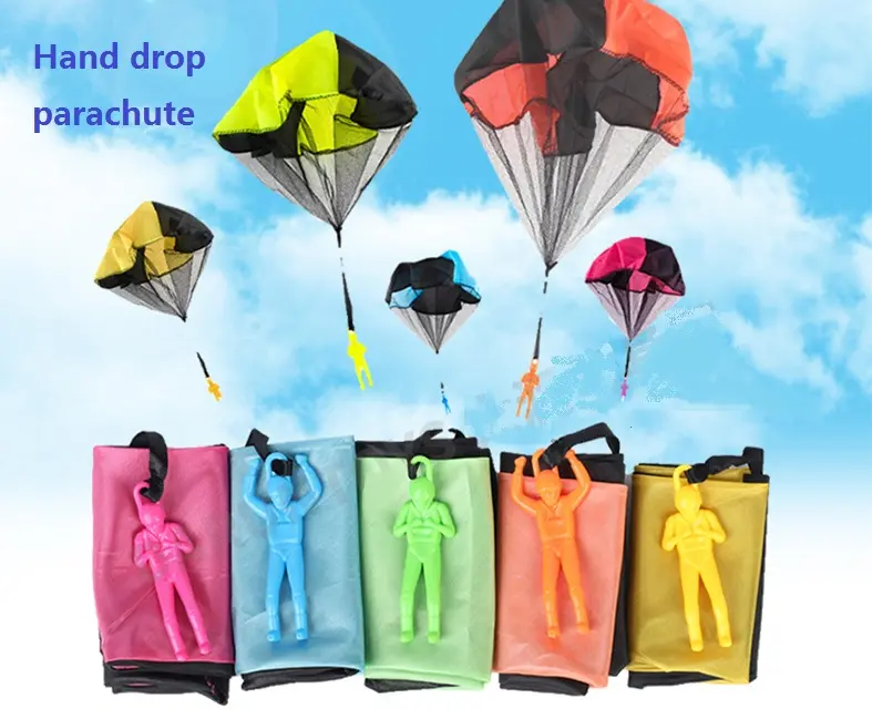 Hot Outdoor Play Funny Game Educational Toys Fly Sky Diving Parachute Sport Mini Soldier Toy Hand Throwing Parachute