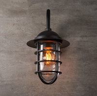 Appliques murales d'extérieur modernes Support d'abat-jour en verre à persiennes en aluminium étanche Forme de cylindre de lanterne électrique E27 pour une utilisation en intérieur