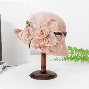 قبعة صيفية أنيقة جديدة للنساء لعام <span class=keywords><strong>2026</strong></span> بتصميم أوروبي وأمريكي مع زهور، مصنوعة من السيناماي 100٪، قبعات رسمية للسيدات للكنيسة - Product Image 3
