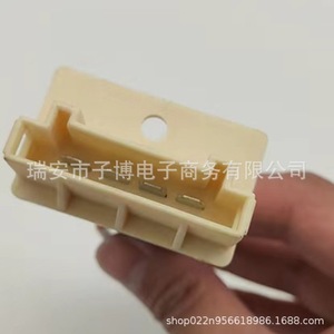Resistencia de control de velocidad del soplador y calefactor Auman GTL H4811010007A0 para reparación y reemplazo de camiones - Product Image 3
