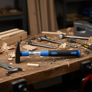 Marteau de type allemand Fervi, 16 oz, tête en acier, manche bleu, pour travaux métalliques et menuiserie - Product Image 3