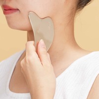 Outil facial Gua Sha en forme de cœur pour le lifting, le raffermissement de la peau, l'élimination des rides, kit de soin coréen pour sculpter le visage, massage facial, imperméable