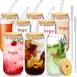 Verres à bière de 16 oz en forme de canette avec couvercle en bambou et paille, personnalisables avec logo - Product Image 1