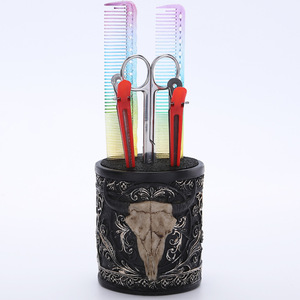 Soporte para tijeras con forma de calavera, con peine para herramientas de peluquería, decoración de salón, estilo de plástico duradero A B C D E F - Product Image 2