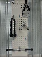 Poignée multifonctionnelle en alliage d'aluminium pour machine à câble, accessoire d'équipement de fitness pour bande de résistance