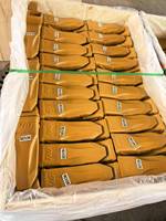 Pièces de rechange premium pour chargeuse compacte : Pointes de godet HD avec boulons, modèle jaune 132-4720