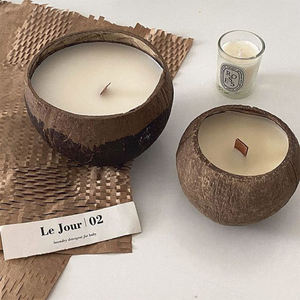 Bán buôn sang trọng vỏ dừa tự nhiên bát hình dạng handmade sáp đậu nành dừa nến thơm - Product Image 1