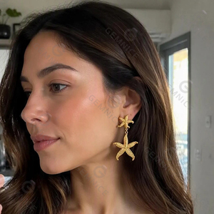 Pendientes Elegantes de Estilo Playero Vintage con Doble Estrella de Mar en Relieve de Gemnel - Product Image 3