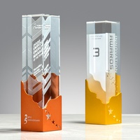 Trophée carré en cristal K9 personnalisé ZP avec base métallique en forme de montagne, impression UV et gravure laser, récompense annuelle pour entreprise