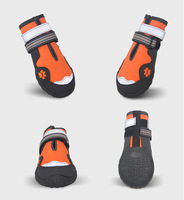 Chaussures pour chien de compagnie bottes pour chien réfléchissantes mignon solide personnalisé en plein air course en gros pattes de protection imperméable Henan 3-5 jours de travail
