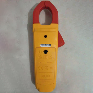Pinza Amperimétrica Compacta 303 600A para Medición de Corriente CA, Clasificación de Seguridad de 600V, Resistencia, Precisión del 1.8% - Product Image 1