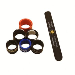 Bracelet en silicone coloré avec logo personnalisé, étanche, pour le camping en plein air, les sports, la mode - Product Image 2