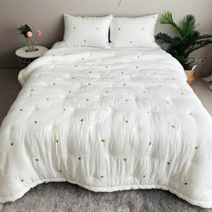 クリスマスギフト刺繍ダブルベッド快適で暖かい綿のキルトカバーベッドシーツ寝具セットベッドカバーキルト - Product Image 2