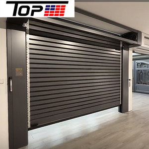 Porte de garage enroulable isolée durable en acier avec système motorisé pour usage commercial - Product Image 1