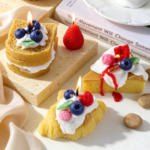เทียนหอมรูปขนมหวานจำลอง กลิ่นครีมผลไม้ ของขวัญตกแต่งบ้าน - Product Image 1