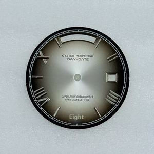 Esfera de reloj nueva y mejorada, con números romanos, diseño deportivo, adecuada para uso formal. - Product Image 5