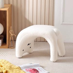 Tabouret en forme de chat en peluche pour enfants et adultes, siège rembourré doux, chaise de salon pour la maison avec housse en laine d'agneau - Product Image 1