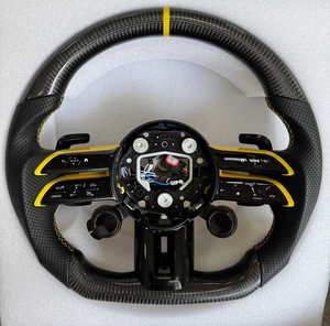 Volante Personalizado de Fibra de Carbono con Base Plana OLED y Alcántara para Benz W190 C190 W205 C205 W213C217 W222 C63 E63 S63 E63 - Product Image 4