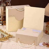 Emballage personnalisé de luxe Emballage en papier pliable Emballage de bijoux pour expéditions Boîte cadeau