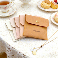 Pochette à bijoux personnalisée QIYI en microfibre avec logo, de haute qualité, pour colliers et boucles d'oreilles, avec insert rembourré, sac cadeau