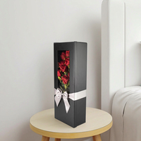 Dossier de luxe écologique pour fleurs de Noël romantiques avec fenêtre transparente, bouquets de vacances, lamination mate, impression en relief