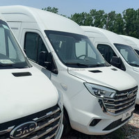 Nouveau minibus JAC Sunray Diesel à châssis long et toit surélevé, idéal pour le transport touristique, de marchandises et de passagers, à vendre.
