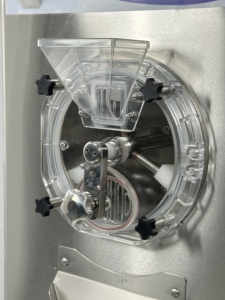 Machine industrielle à glace dure pour comptoir, pour les professionnels, avec système de refroidissement par eau. - Product Image 3