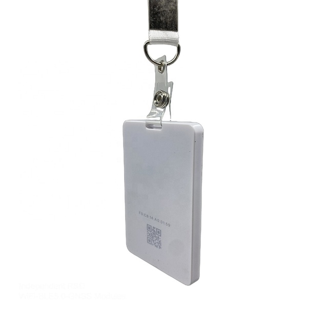 Badge BLE Beacon 50 Tags Card Wallet for Beacon Sticker Asset Tracker Tag NRF52832 IP67 Waterproof Rechargeable Battery