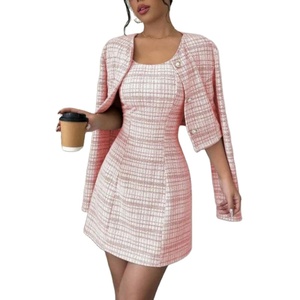 Completo da donna in <span class=keywords><strong>tweed</strong></span> personalizzato, due pezzi, giacca corta a maniche lunghe e mini abito senza maniche, elegante set per ufficio o feste. - Product Image 1