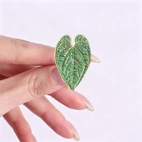 Broche en émail en forme de feuille de Monstera Caladium, pour un usage quotidien et la décoration de sacs à dos