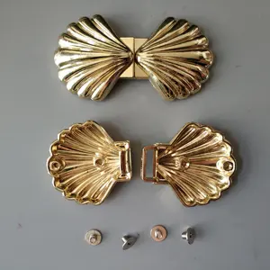 elegant and graceful screw gold shell belt buckle for bottom