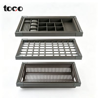 Accessoires de placard : Range-chaussures coulissant à 2 niveaux avec fermeture amortie, organisateur de chaussures intégré, support de rangement pour armoire