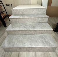 Marches et contremarches d'escalier SPC extra longues, à âme rigide, étanches, pour les escaliers d'hôtels et de villas