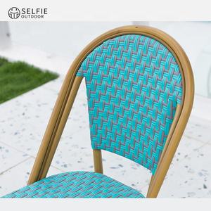 เฟอร์นิเจอร์หวายกลางแจ้งทันสมัยน้ำหนักเบาเก้าอี้สวนซ้อนได้สำหรับวิลล่าและกิจกรรมใช้ในห้องนั่งเล่นในร่ม - Product Image 3