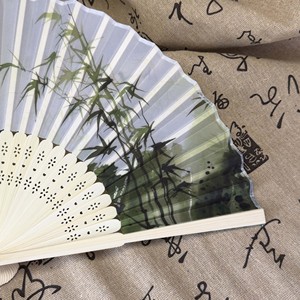 Éventail pliant personnalisé en bambou et plastique, grande taille, avec impression et logo, idéal comme <span class=keywords><strong>cadeau</strong></span> promotionnel ou souvenir, vente en gros - Product Image 3