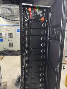 Système d'alimentation sans interruption (ASI) 5PX 3000i 3000VA 3000W 2U en rack avec facteur de puissance unifié et mesure de l'énergie pour sites informatiques distribués - Product Image 6