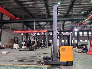 电动堆高车 窄通道 1500 1800 kg 1.5 t 电动叉车 仓库工厂用站立式电动堆高车 - Product Image 5