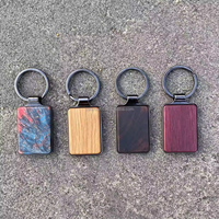 Porte-clés 3D en bois faits à la main avec logo personnalisé, impression typographique, usage promotionnel pour hommes et femmes