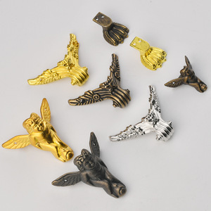Antique Style Angel Lizard Feet Zinc Alloy <b>Corner</b> Decorative Box Base For Jewelry Storage Living Room Use - Product Image 1