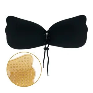 Copricapezzoli appiccicosi per sollevare il seno copricapezzoli riutilizzabili senza spalline reggiseno adesivo in Silicone invisibile per tazze A B C D Nude