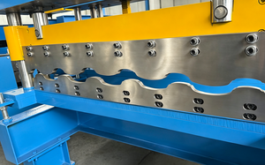 Machine de formage automatique de tuiles de toiture vernissées CE ISO ODM, <span class=keywords><strong>équipement</strong></span> de fabrication de tôles de toiture en acier coloré - Product Image 4
