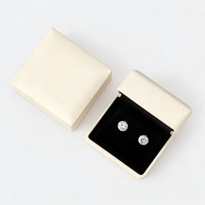 Caja de Exhibición de Joyería de Cuero PU Rígida con Bisagras, Inserto Acolchado, Logotipo Personalizado para Empaque de Joyería, Precio al por Mayor - Product Image 5