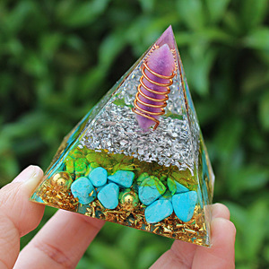 <b>Crystal</b> <b>Chip</b> Pyramid Resin Epoxy Craft Desktop Ornament Purple Jade Pillar Turquoise Home Decoration - Product Image 2