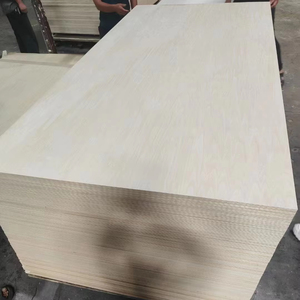 Plaques de processus 1.5mm 2mm <span class=keywords><strong>3mm</strong></span> Feuilles de contreplaqué commerciales de conception moderne Matériau de bouleau standard E0 pour la fabrication de jouets - Product Image 2