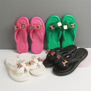 Chanclas de EVA a la moda, zapatillas para exteriores, suelas de <span class=keywords><strong>plataforma</strong></span> suave con diseño de lazo, sandalias deslizantes para mujer, zapatillas, chanclas - Product Image 1