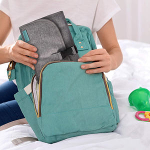 แผ่นรองเปลี่ยนผ้าอ้อมเด็กแบบพกพาพร้อมกระเป๋าใส่ผ้าเช็ดทำความสะอาดเสื่อเปลี่ยนผ้าอ้อมเดินทางกันน้ำ - Product Image 3