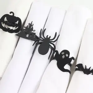 Vòng Khăn ăn Halloween ma quái với bí ngô đen, dơi và mạng nhện để trang trí bàn tiệc