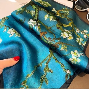 Style rétro haute qualité 100% <span class=keywords><strong>soie</strong></span> de mûrier 53cm petite écharpe peinture à l'huile foulards femmes <span class=keywords><strong>foulard</strong></span> <span class=keywords><strong>en</strong></span> <span class=keywords><strong>soie</strong></span> - Product Image 3